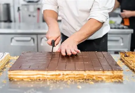 CORTANDO IDEAS GRANDE